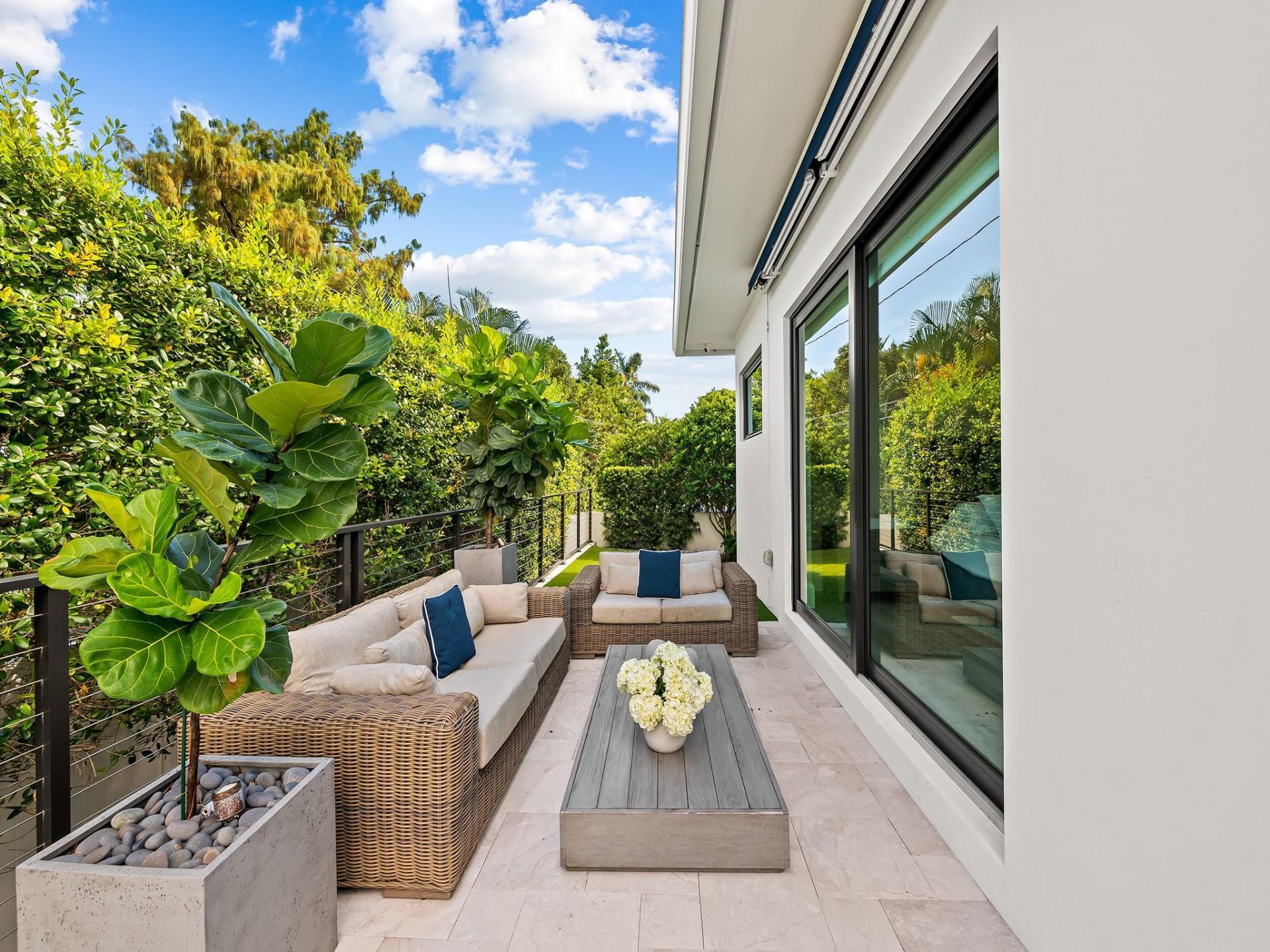 2408 NE 27th Avenue, Fort Lauderdale, FL 33305 Photo