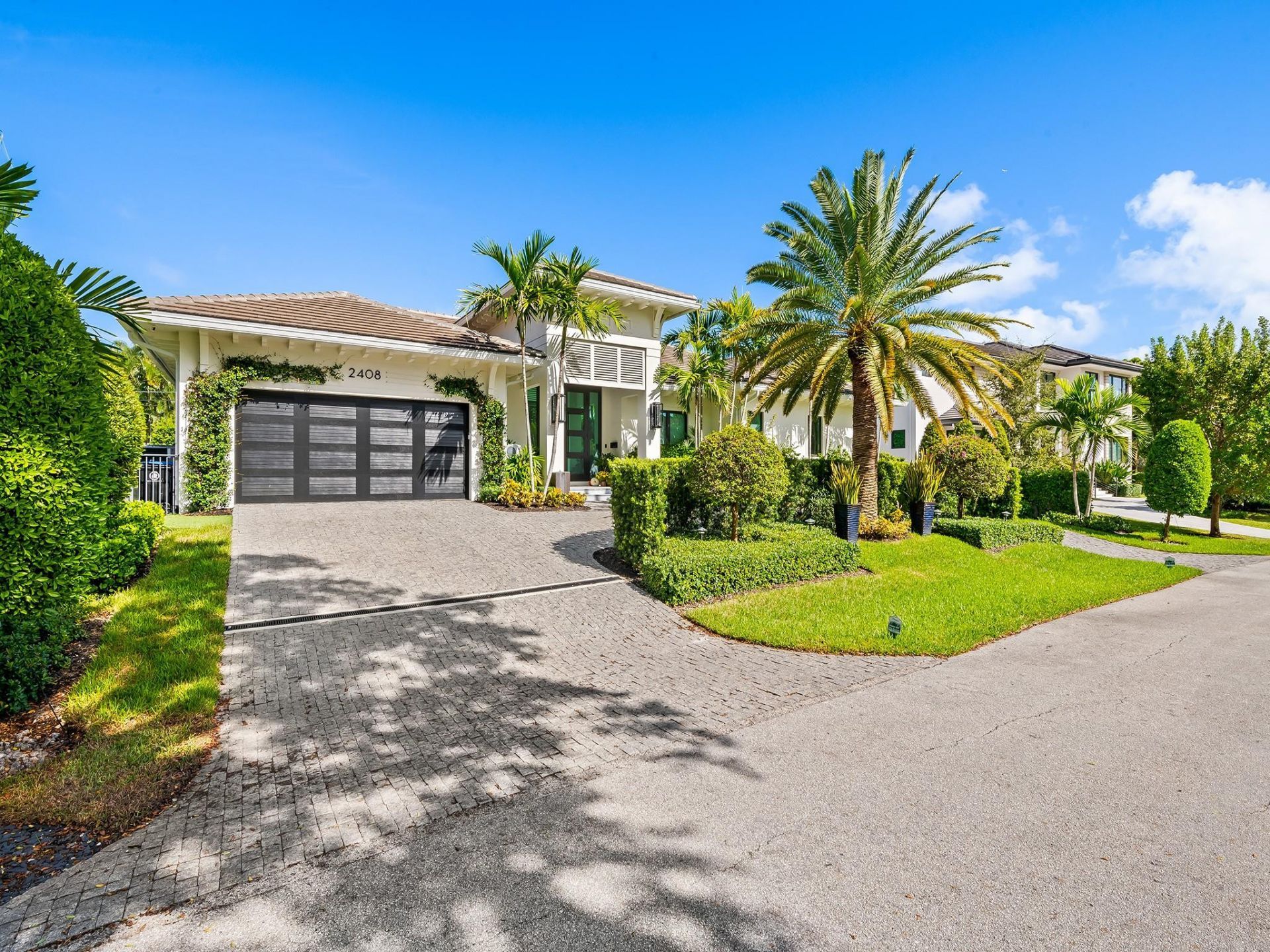 2408 NE 27th Avenue, Fort Lauderdale, FL 33305 Photo