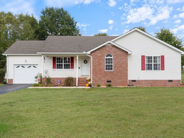 41 Hannah Brooke Cir, McMinnville, TN 37110