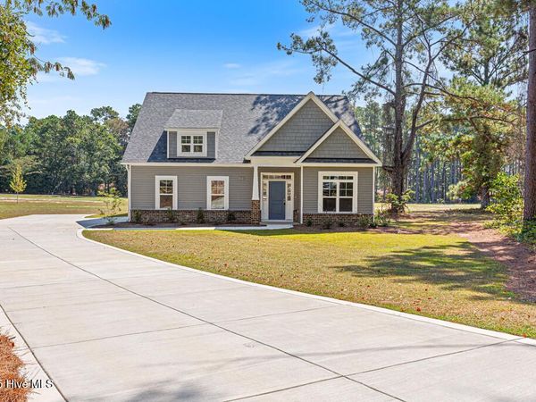 3 Vineyard Place, Jackson Springs, NC 27281