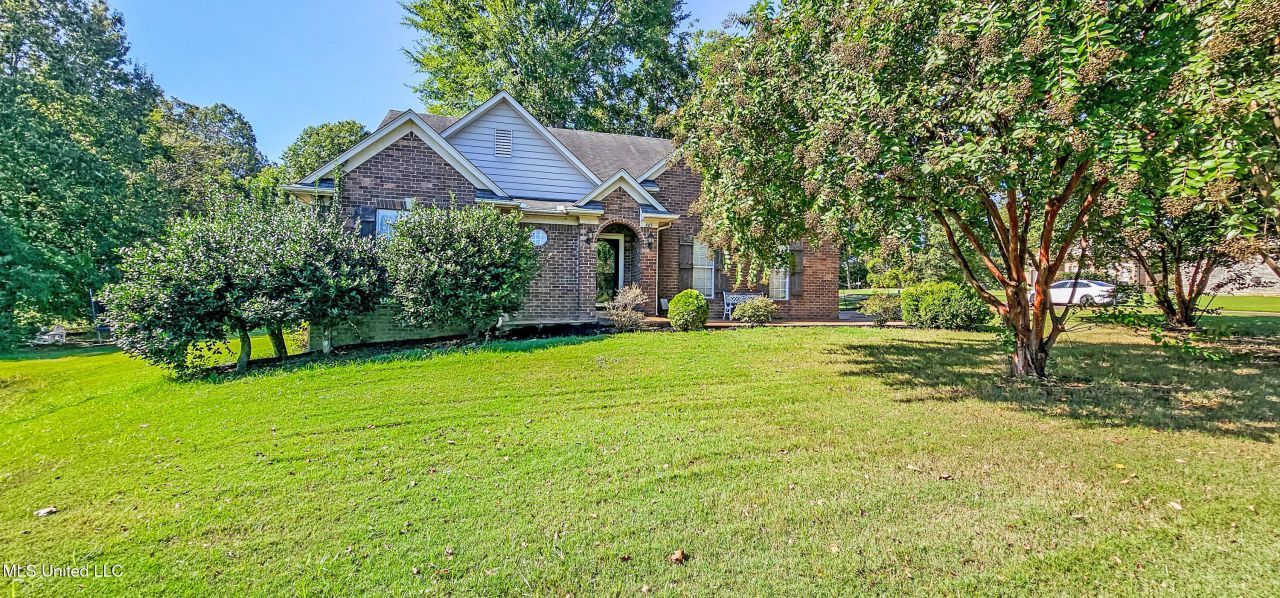 665 Cedar Grove Cove Hernando, MS 38632