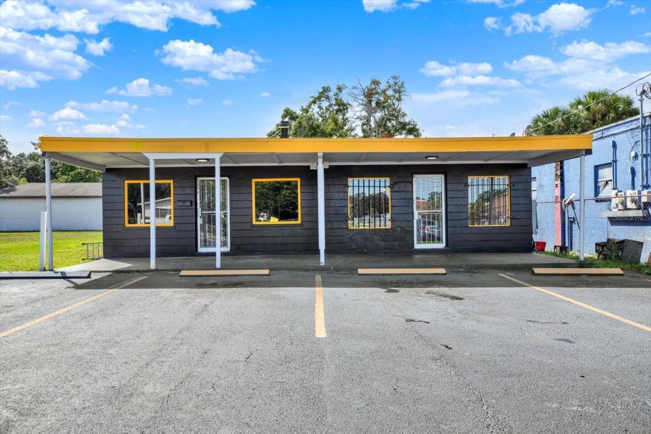 4106 N 22nd Street N, Tampa, FL 33610 Main Photo