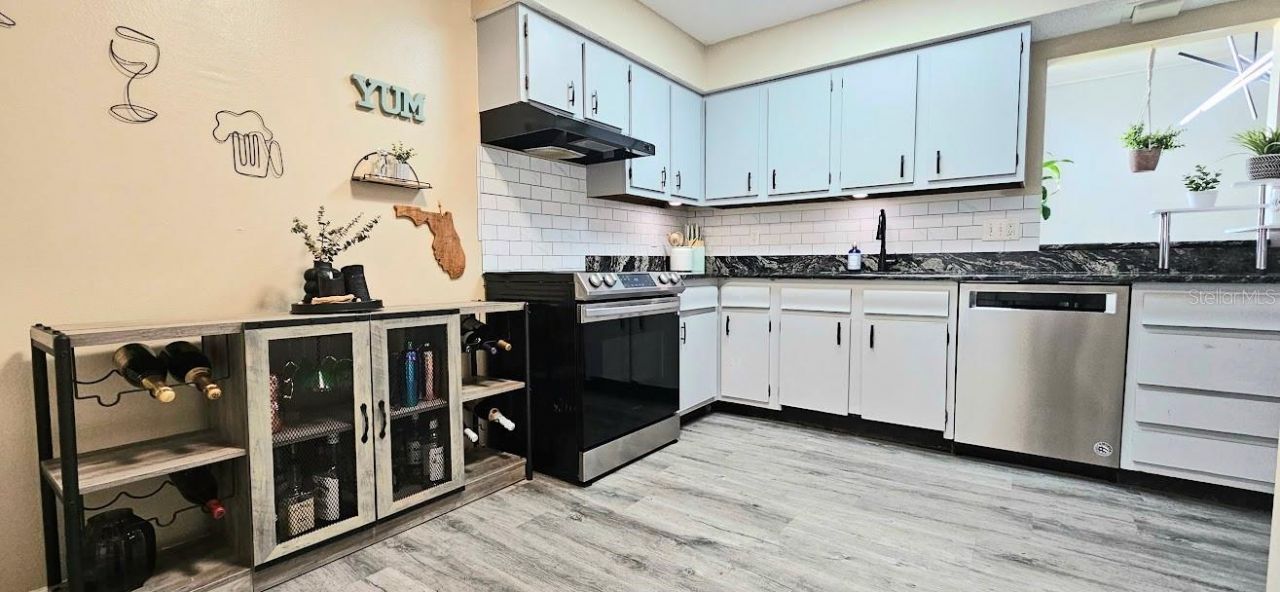 2232 Bahia Vista Street, Unit A6, Sarasota, FL 34239 Photo