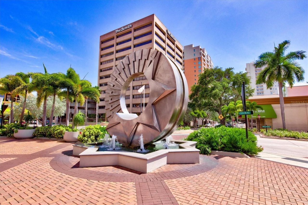 2232 Bahia Vista Street, Unit A6, Sarasota, FL 34239 Photo