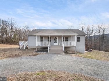200 MILE RIDGE ESTS, STRASBURG, VA 22641