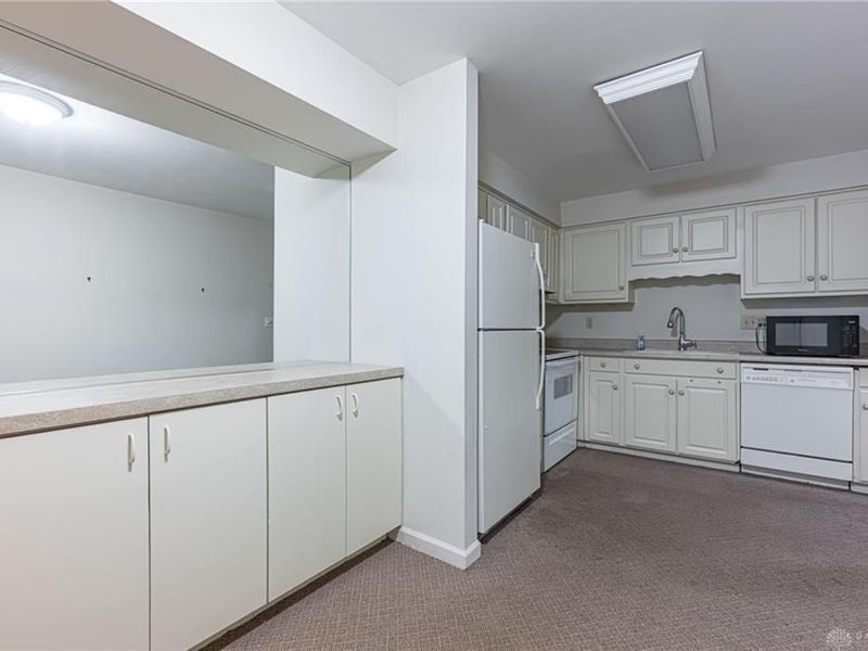 3225 Southdale Drive, Unit 1, Kettering, OH 45409 Photo 10