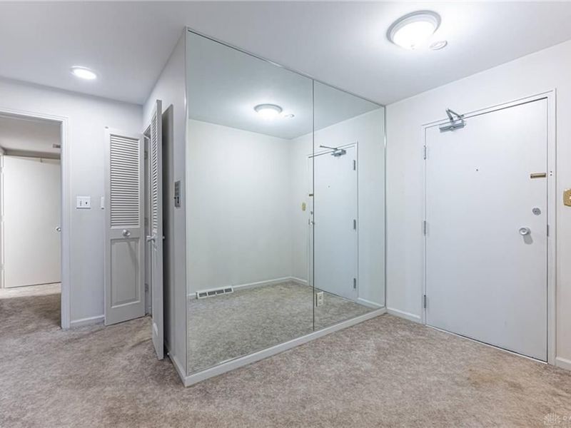 3225 Southdale Drive, Unit 1, Kettering, OH 45409 Photo 4