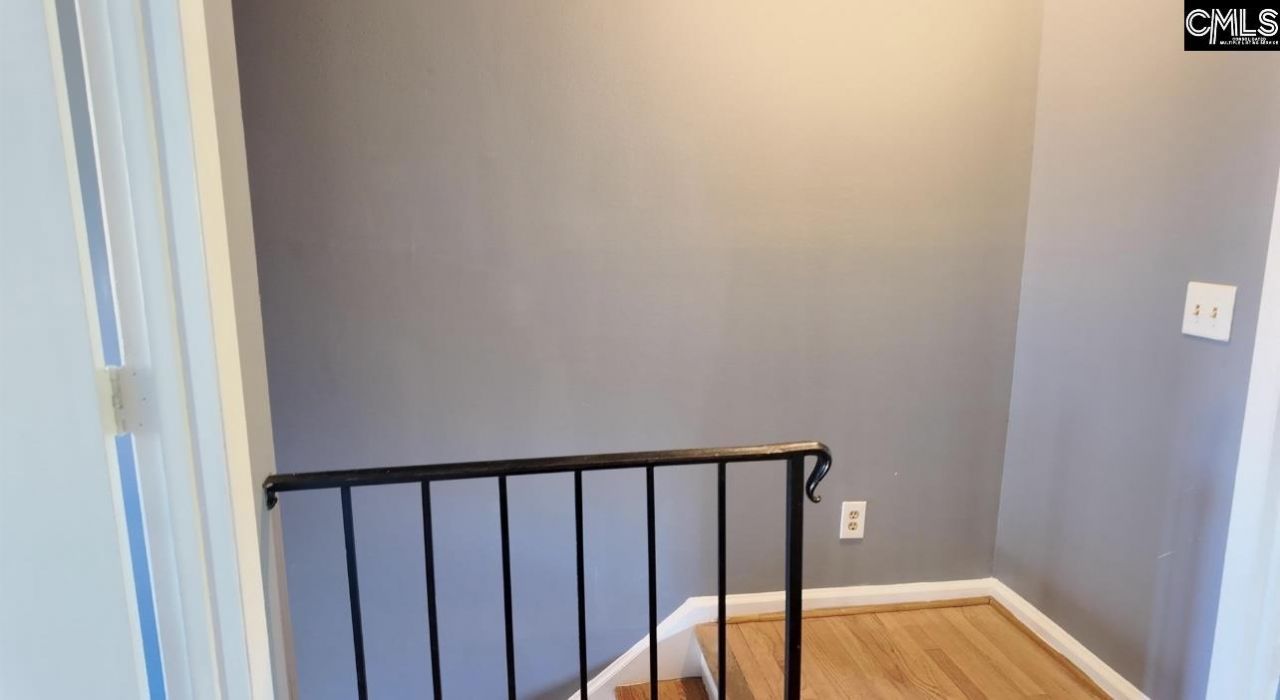 529 Cambout Street Photo 11