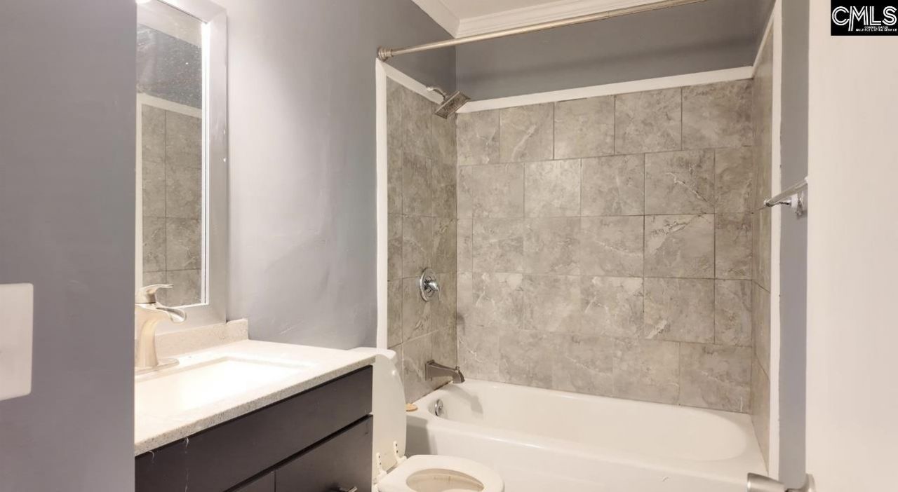 529 Cambout Street Photo 14