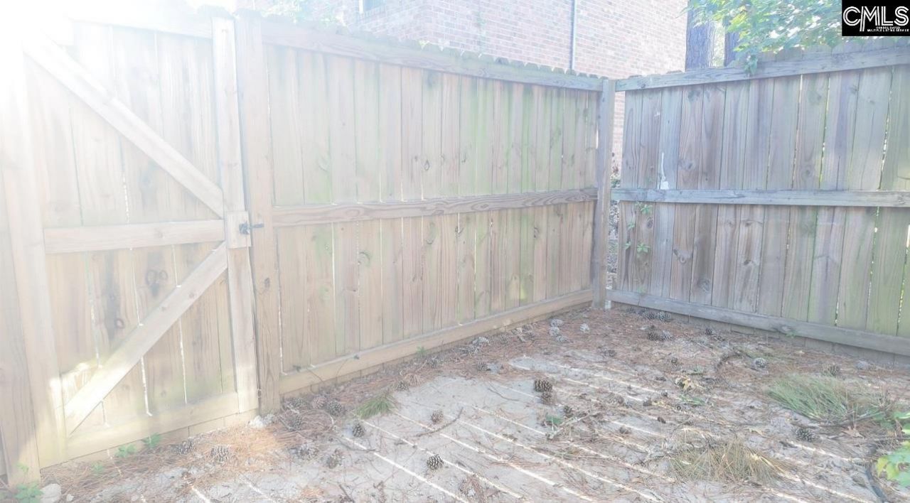 529 Cambout Street Photo 5