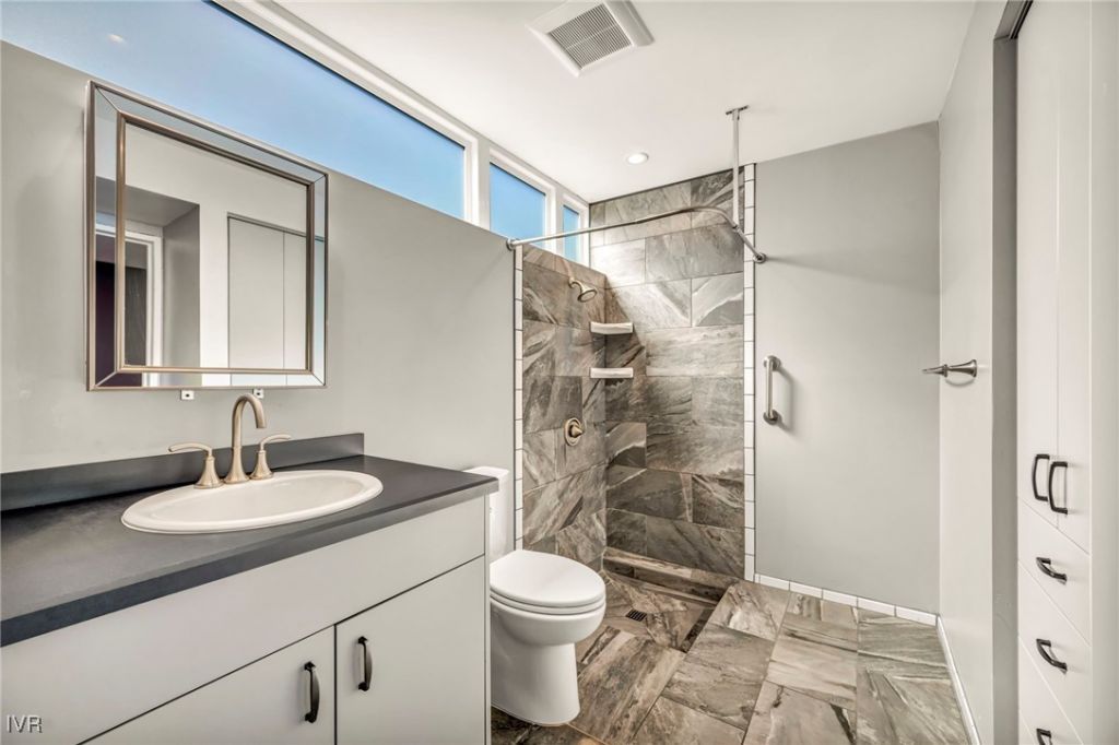 343 Mount Rose Street, Reno, NV 89509 Photo