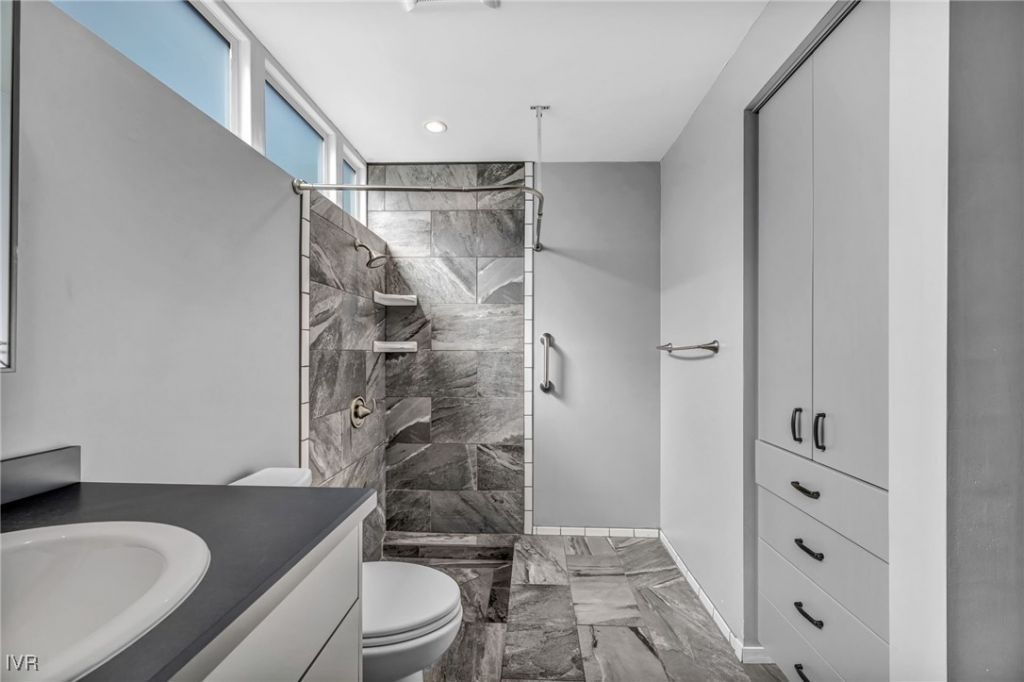 343 Mount Rose Street, Reno, NV 89509 Photo