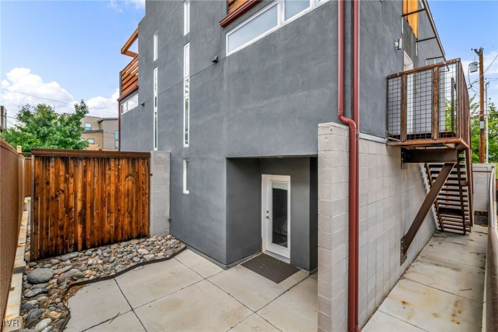 343 Mount Rose Street, Reno, NV 89509 Photo