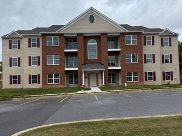 820 WEMBLEY DRIVE, Unit 2C, HAMPSTEAD, MD 21074