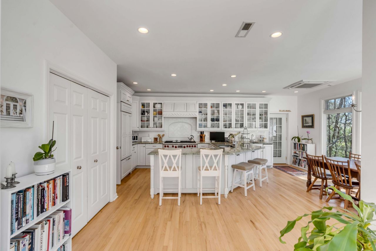 1988 Long Creek Road Photo 10