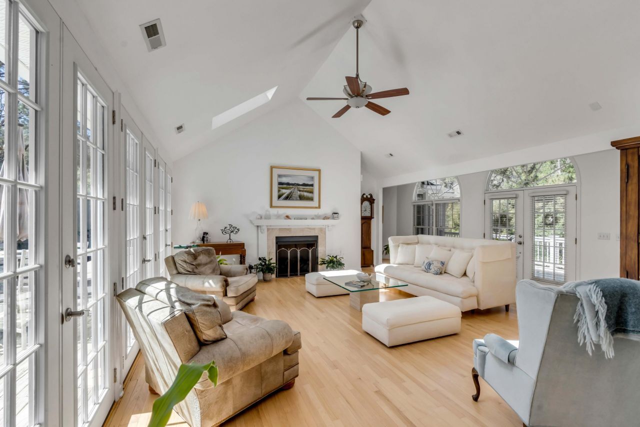 1988 Long Creek Road Photo 8