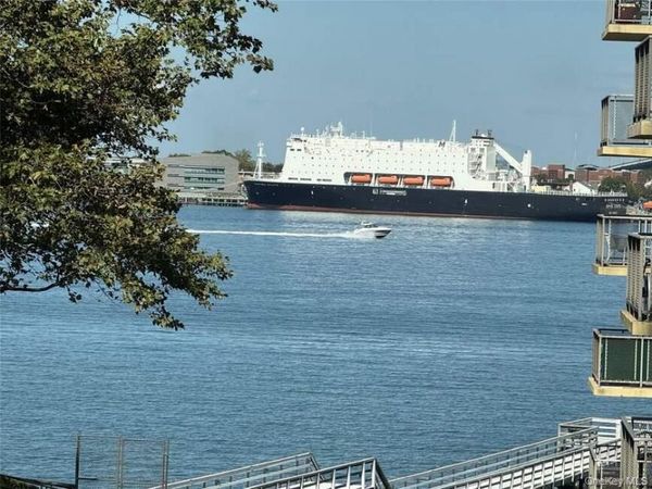 166-25 Powells Cove Boulevard, Unit 3F, Beechhurst, NY 11357