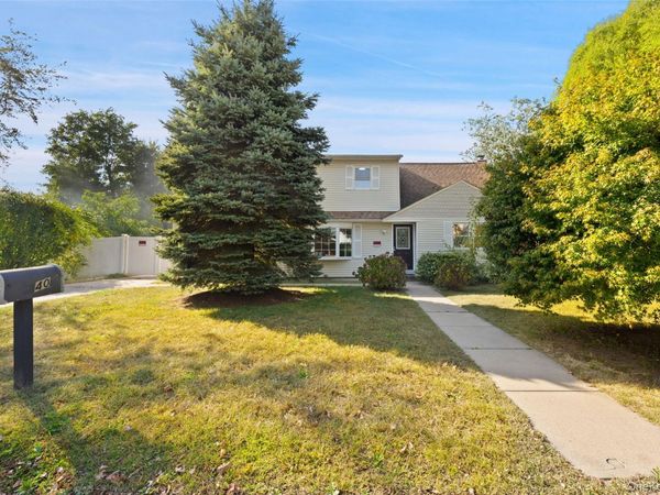 40 Duke Street, Deer Park, NY 11729