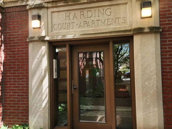 4855 N Harding Avenue, Unit 2, Chicago, IL 60625