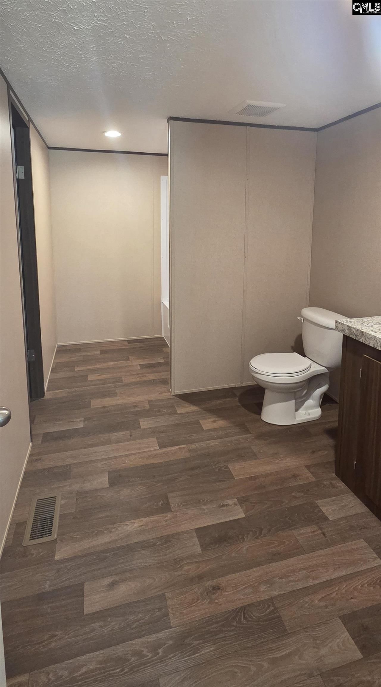 3091 Shannon Road  Photo 14