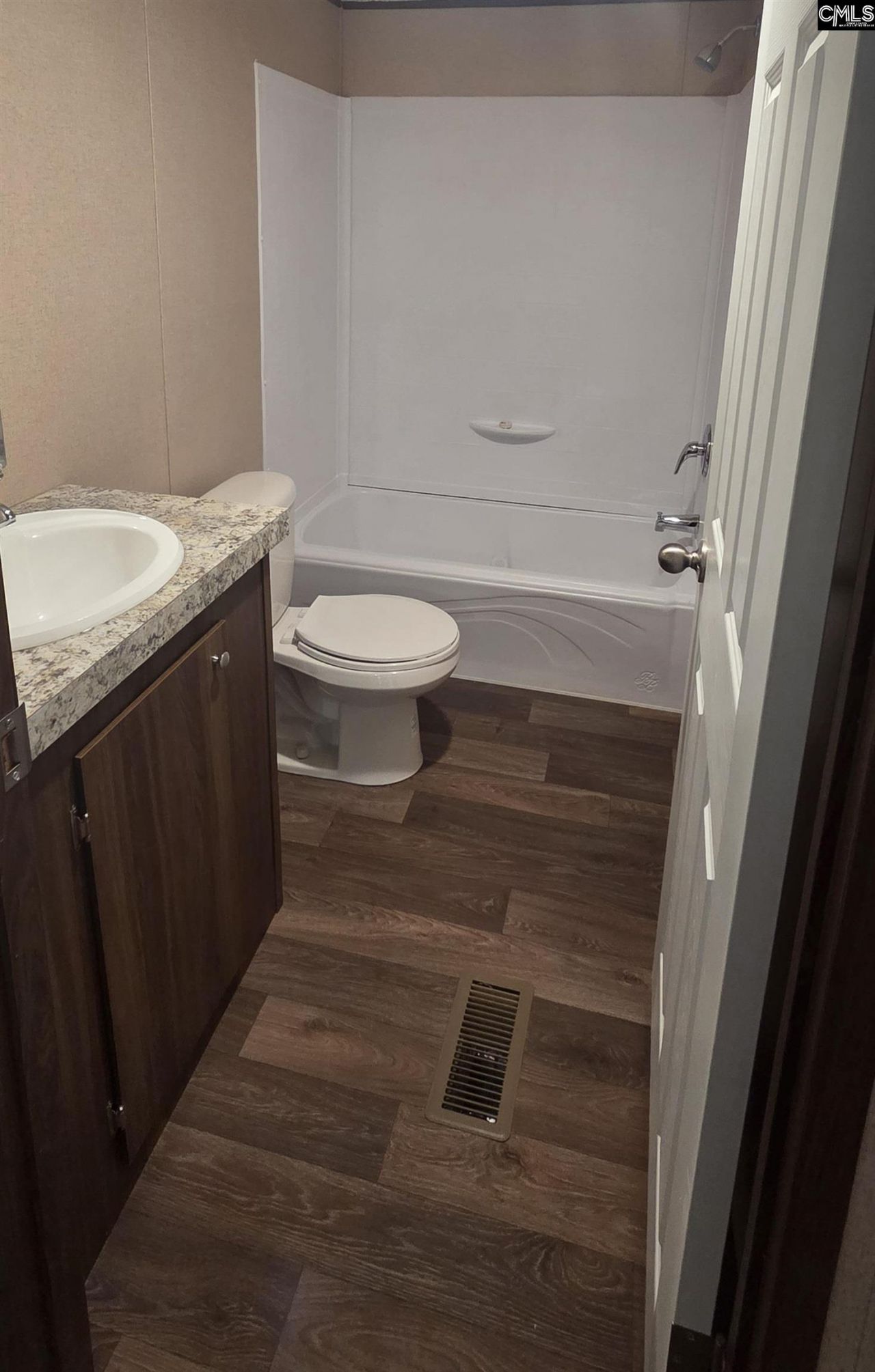 3091 Shannon Road  Photo 16