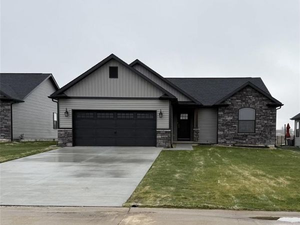 916 Brianna Court, Jerseyville, IL 62052