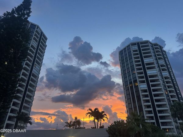 1 Oceans West Boulevard, Unit 1B5, Daytona Beach, FL 32118