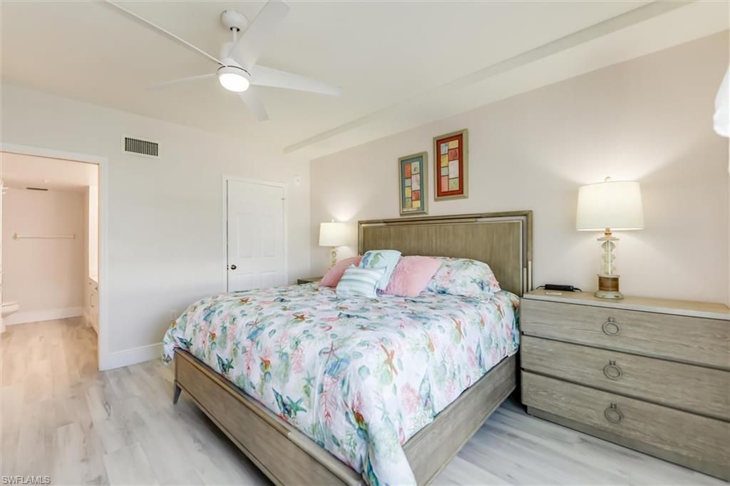 4481 Bay Beach Ln, Unit 214, Fort Myers Beach, FL 33931 Photo