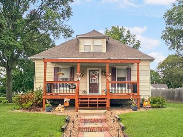 111 W Clara Avenue, Alma, MO 64001