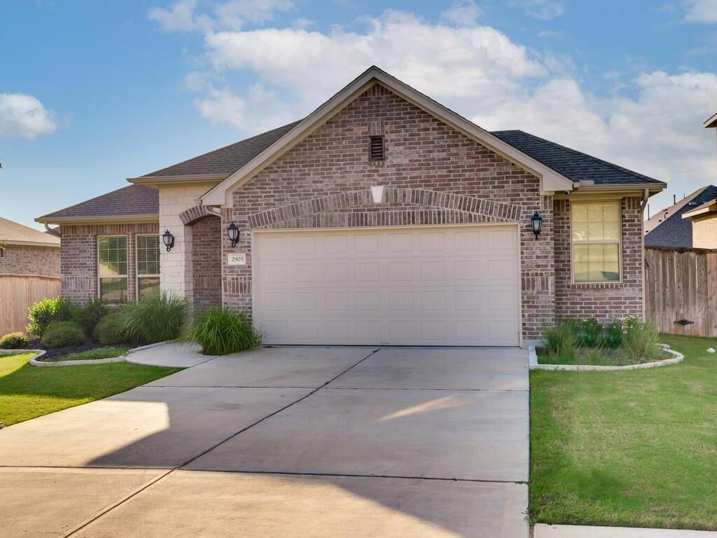 2905 Coral Valley Dr, Leander, TX 78641 Main Photo