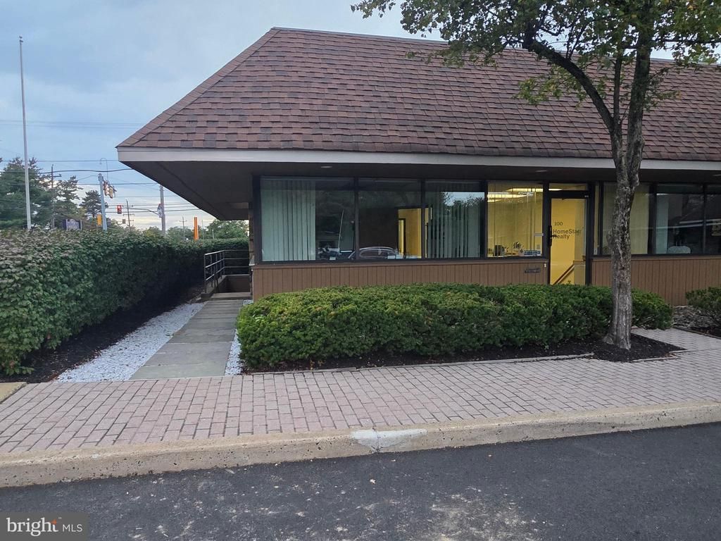 283 2nd Street Pike, Unit 100, Southampton, PA 18966 Main Photo