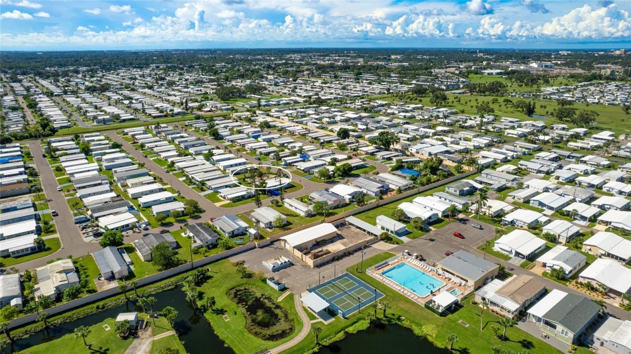 306 50th Avenue Plaza E, Bradenton, FL 34203 Photo