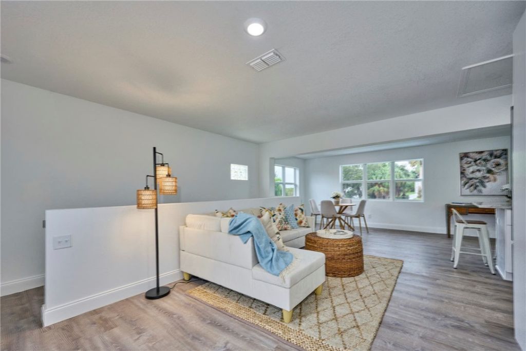 8045 142nd Street, Sebastian, FL 32958 Photo