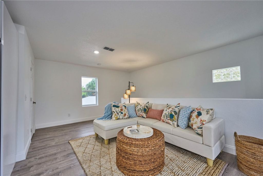 8045 142nd Street, Sebastian, FL 32958 Photo