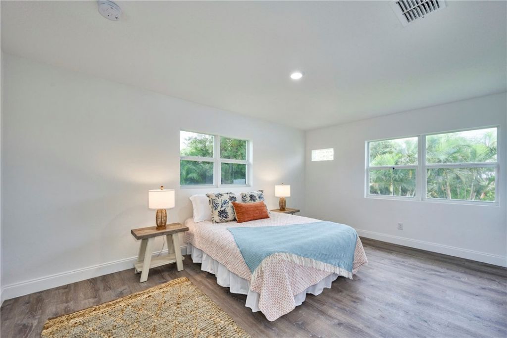 8045 142nd Street, Sebastian, FL 32958 Photo