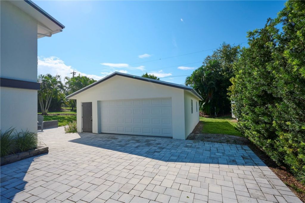 8045 142nd Street, Sebastian, FL 32958 Photo