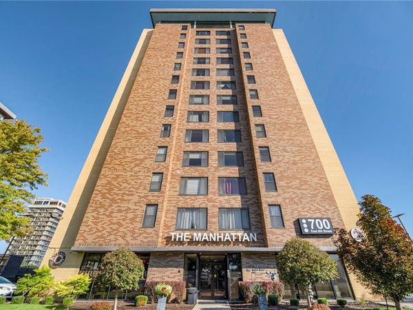 700 E 8th Street, Unit 16O, Kansas City, MO 64106