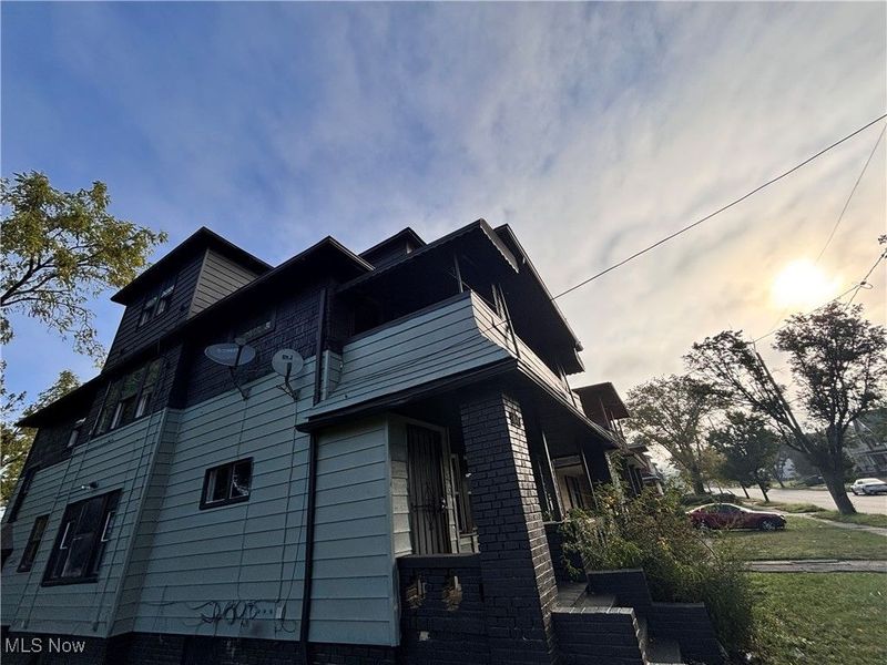 11419 Durant Avenue, Cleveland, OH 44108 Photo 2