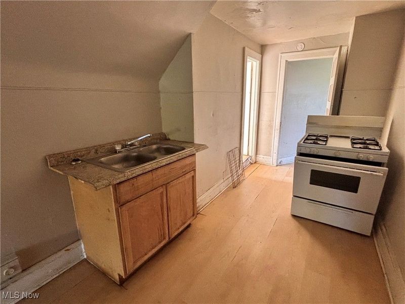 11419 Durant Avenue, Cleveland, OH 44108 Photo 27