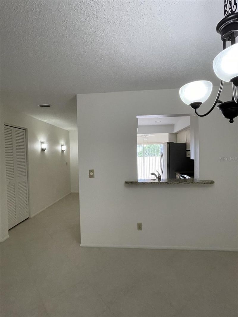 7030 W Country Club Drive N, Unit 128, Sarasota, FL 34243 Photo