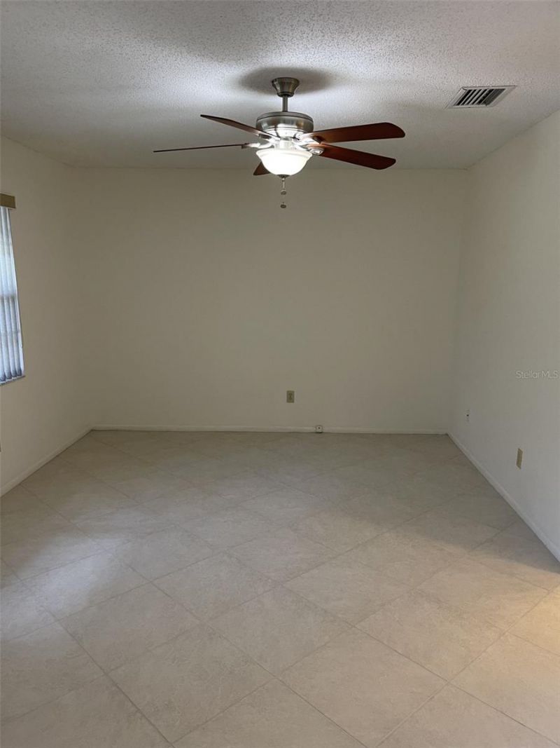 7030 W Country Club Drive N, Unit 128, Sarasota, FL 34243 Photo