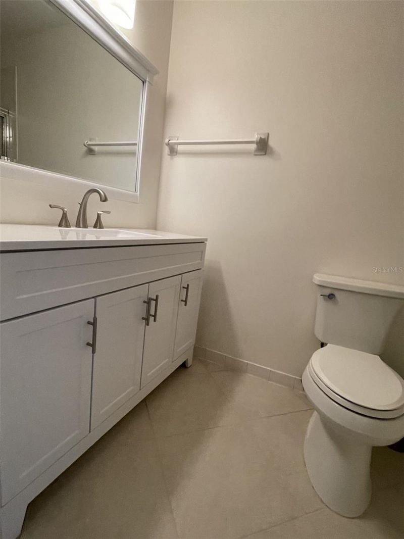 7030 W Country Club Drive N, Unit 128, Sarasota, FL 34243 Photo