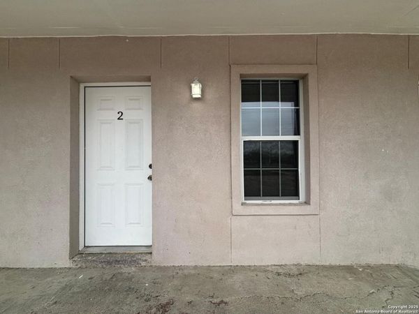 1303 Philadelphia St, Unit 2, Laredo, TX 78041