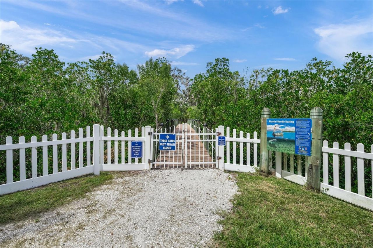 4520 Blue Marlin Drive, Bradenton, FL 34208 Photo