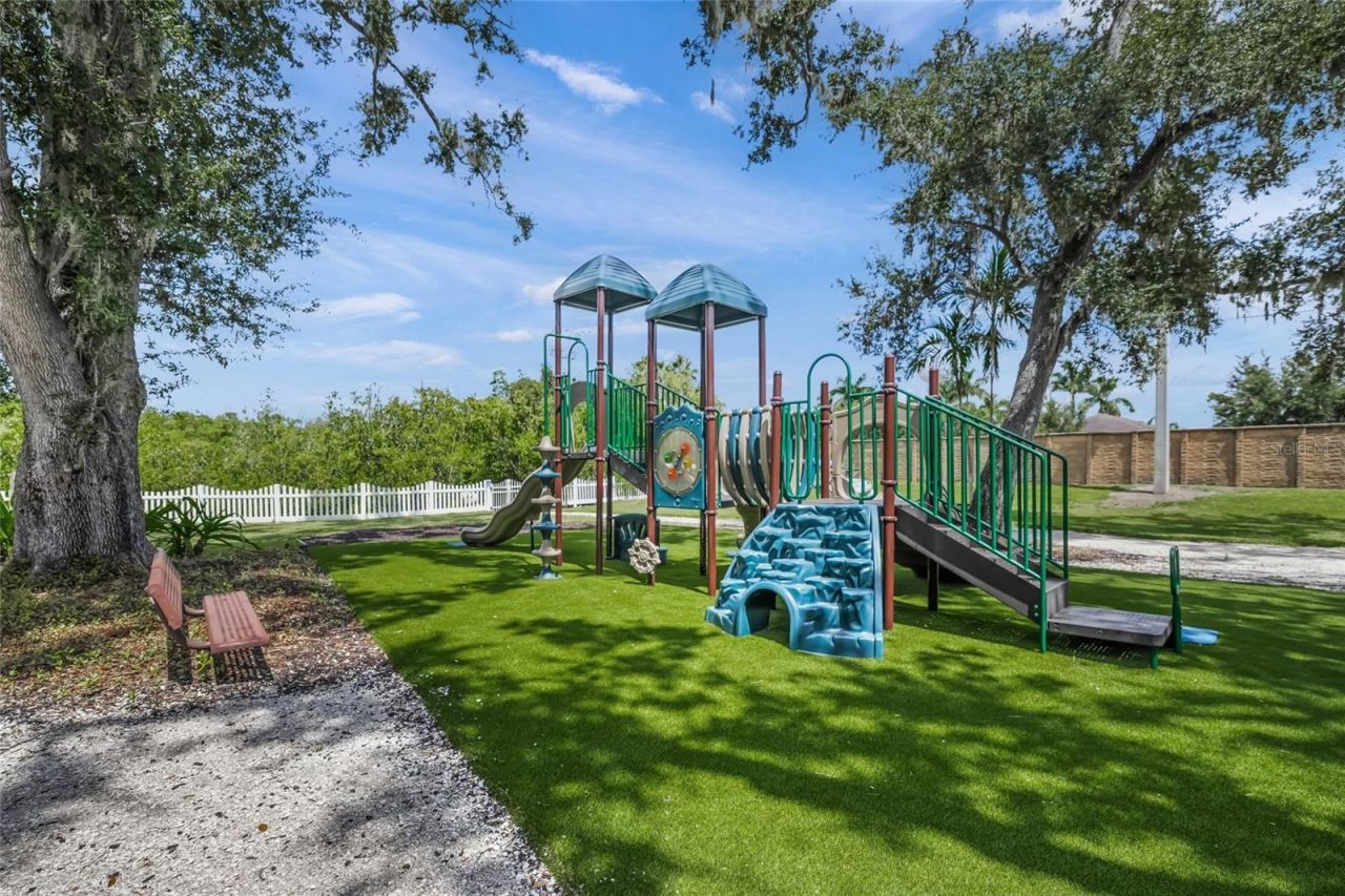 4520 Blue Marlin Drive, Bradenton, FL 34208 Photo