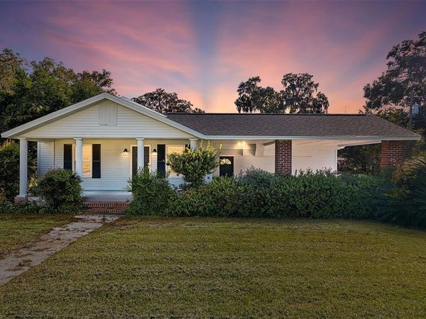 123 SE 1ST STREET, WILLISTON, FL 32696