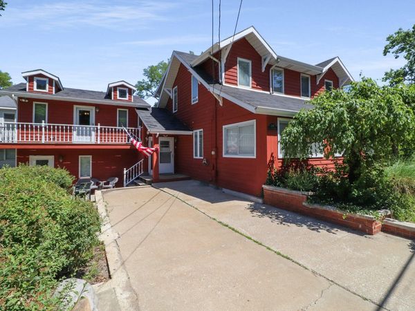 208 Lake Shore Drive, Michigan City, IN 46360