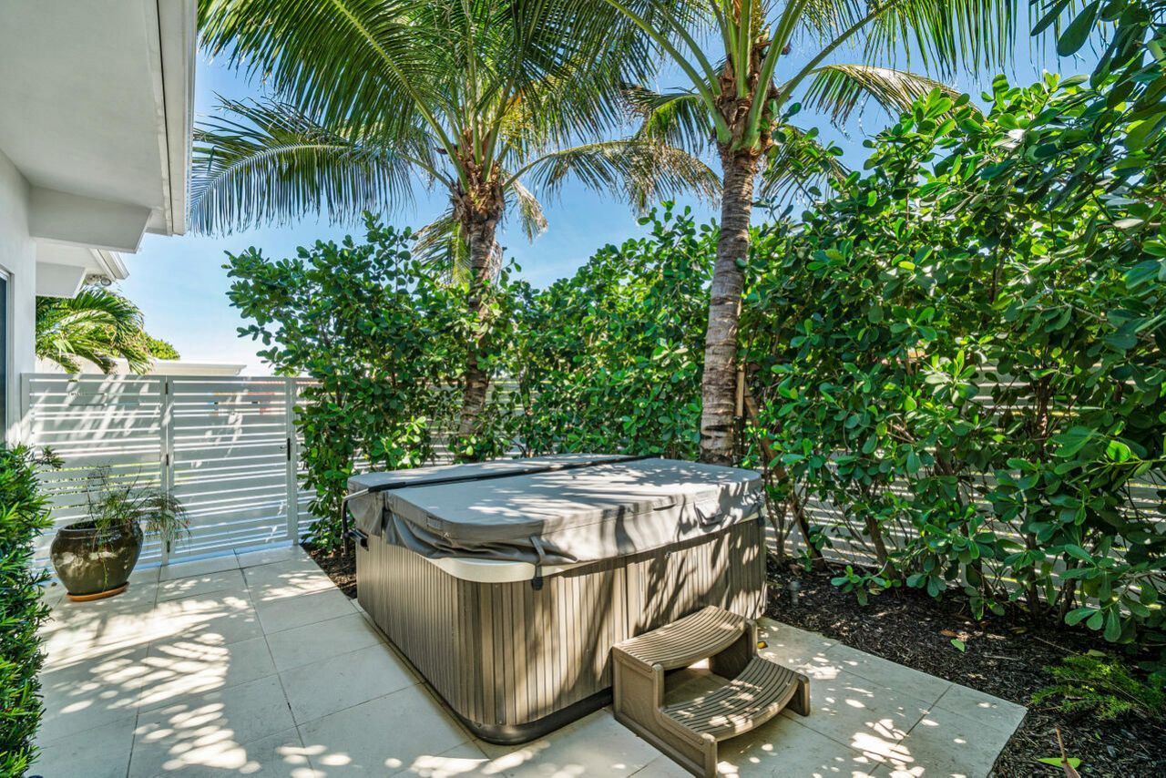 1212 Hillsboro Mile, Unit Villa 10, Hillsboro Beach, FL 33062 Photo