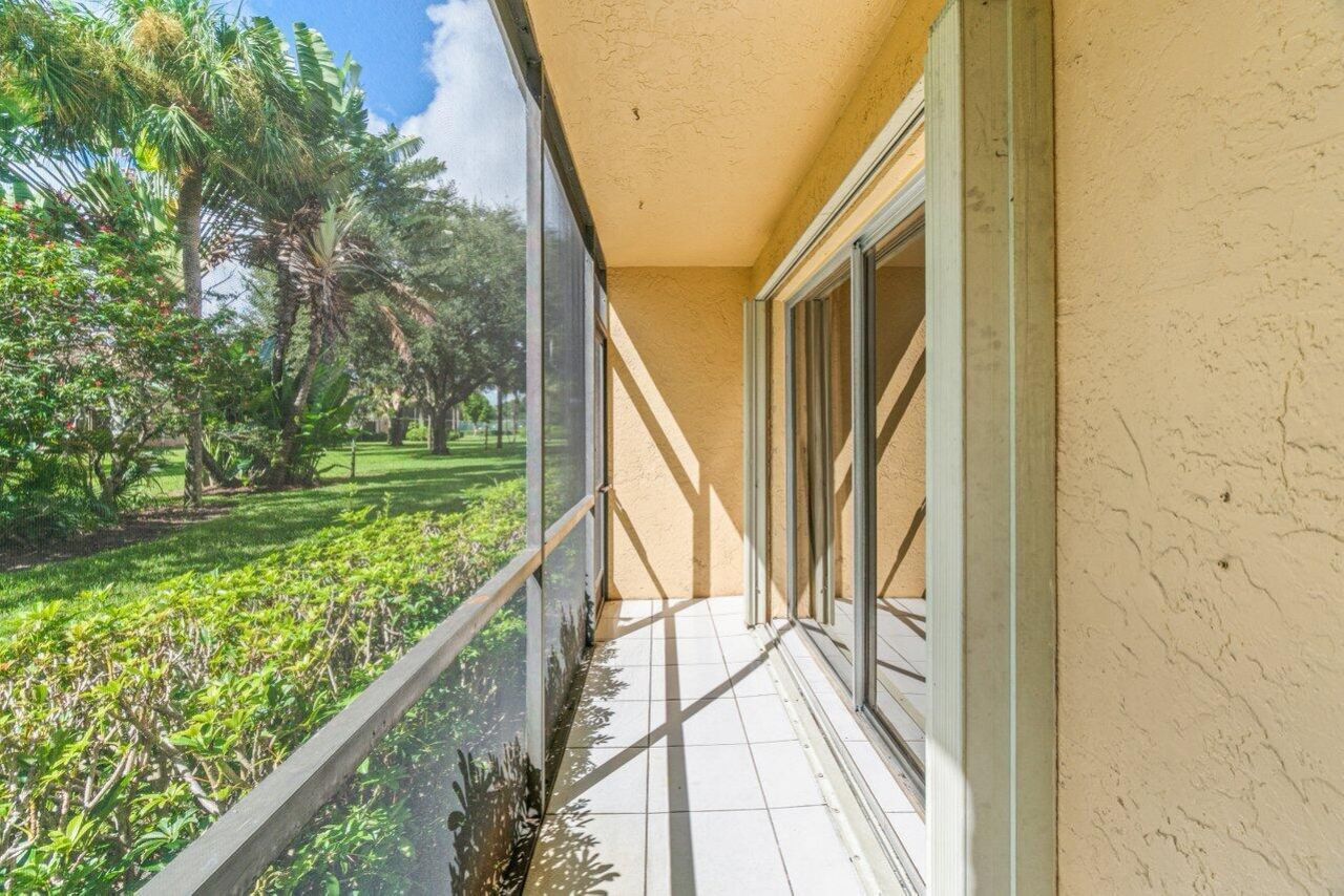 2935 SW 22nd Avenue, Unit 1060, Delray Beach, FL 33445 Photo