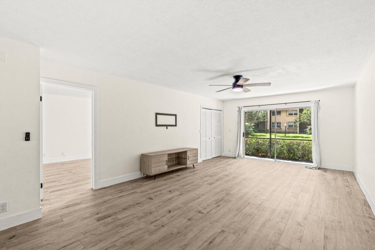 2935 SW 22nd Avenue, Unit 1060, Delray Beach, FL 33445 Photo